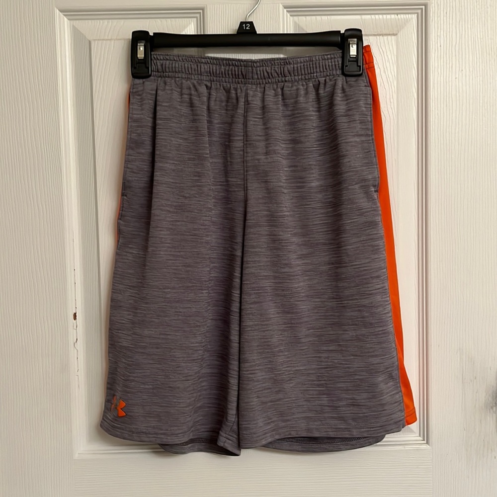 Under Armour Gray Athletic Shorts Orange Side Stripe Polyester Size Large